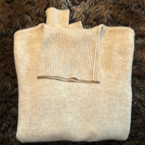NWOT cashmere Naadam cropped sweater - Picture 1 of 4